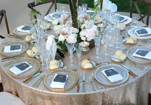 Elegant wedding table setting